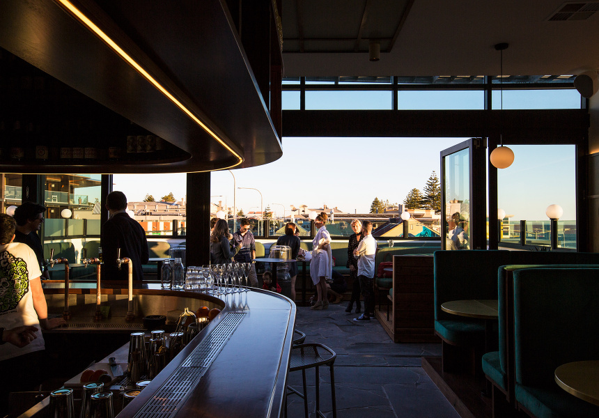 Best Bars in Henley Beach
