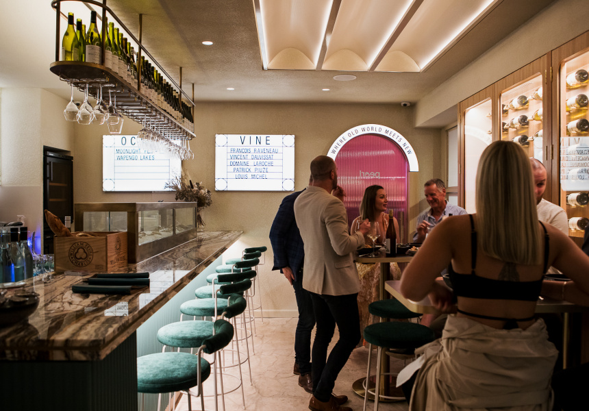 Pearl Chablis & Oyster Bar